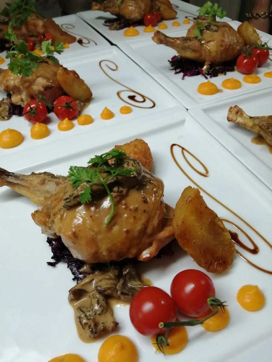Plat servi à l'Auberge de la Truite, restaurant à Montreuil-l'Argillé